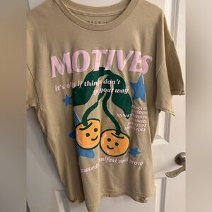 graphic tee